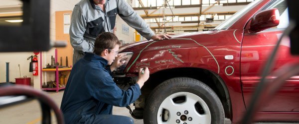 Maaco: Employees repair collision damage
